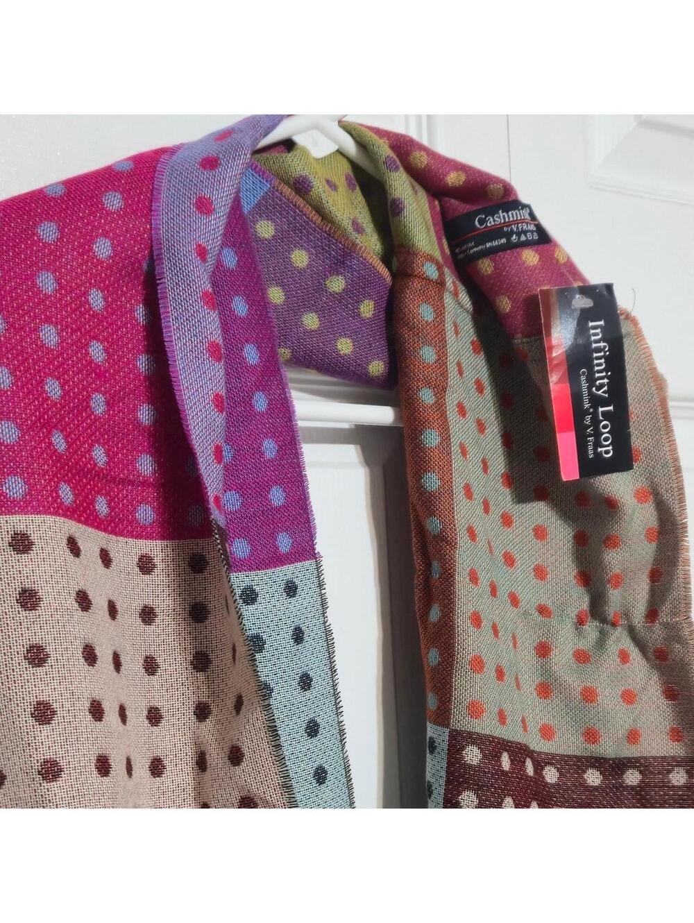 Infinity Loop Scarf with multicolored polka dot patchwork design - Picture 3 of 8